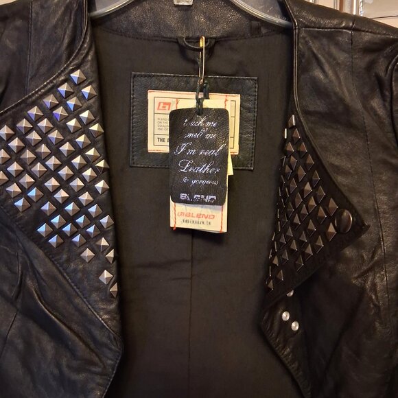 NWT BLEND Women's Black 100% Genuine Leather Jackets Fall Winter Outerwear XS 2 - Picture 10 of 15